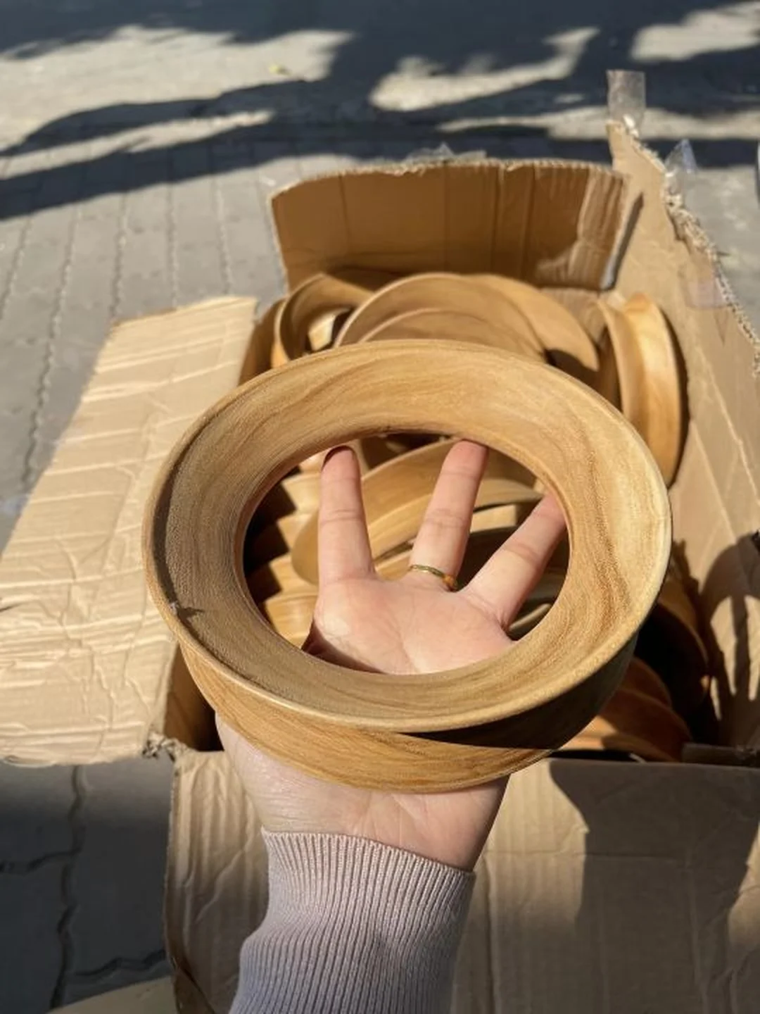 bát gỗ câu cá lóc cuộn dây nylon gọn gàng