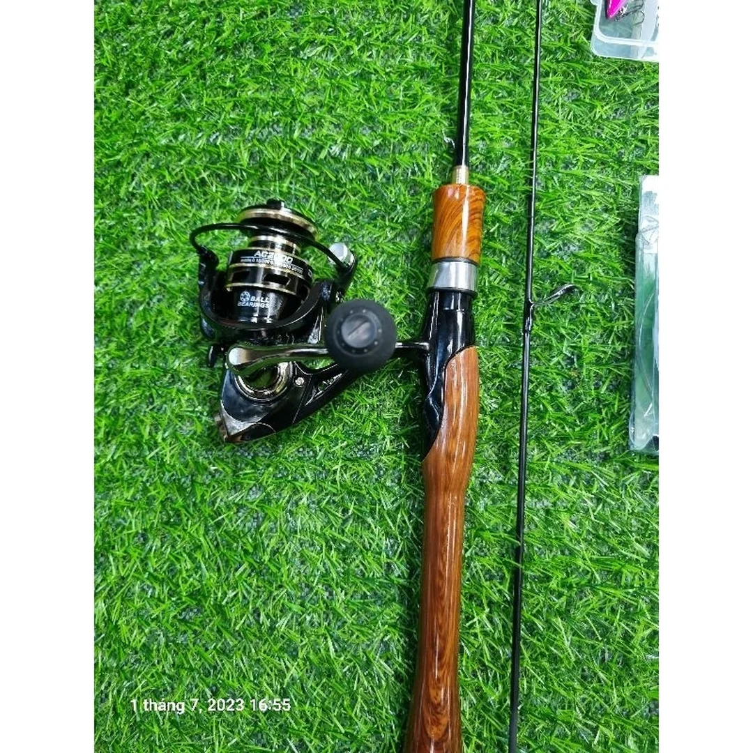 cần câu lure máy đứng 1m8 có hai độ cứng M và ML